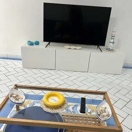 Nana Casa * Κάπρι